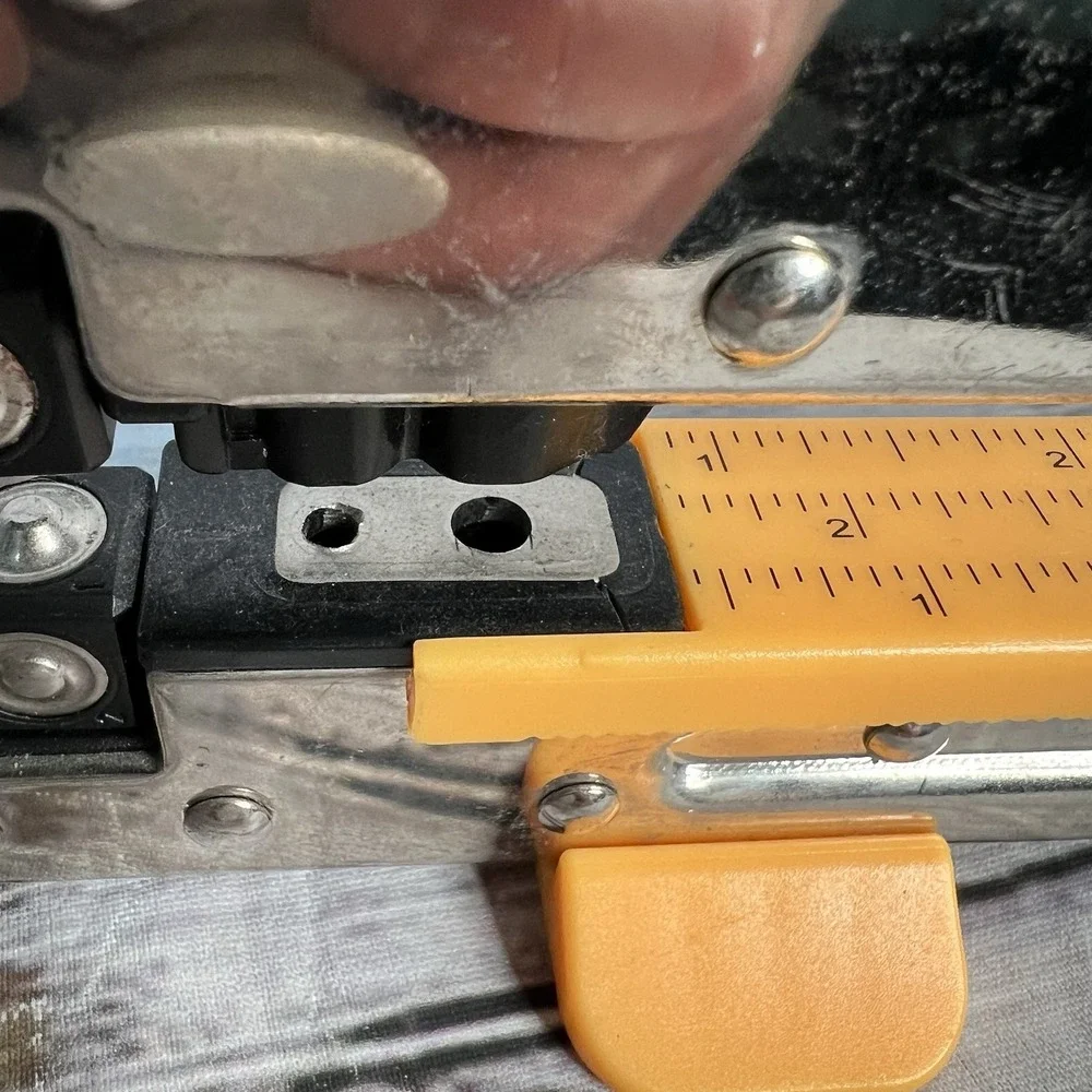 Crop A Dile II Big Bite We R‎ Memory Keepers Hole Punch 6